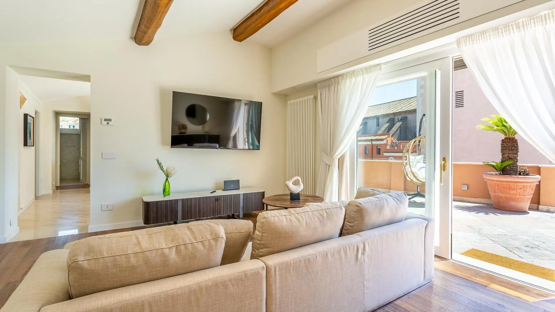 Apartment Ferienwohnung Iflat Luxury Penthouse Near Trevi Fountain Rom