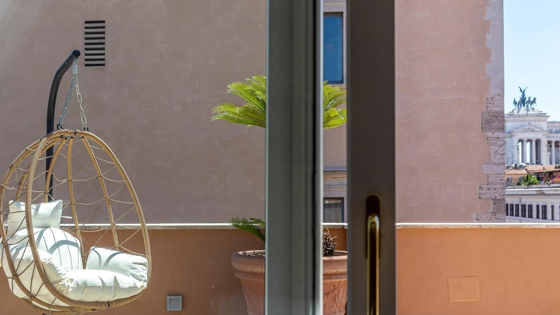 Apartment Ferienwohnung Iflat Luxury Penthouse Near Trevi Fountain Rom