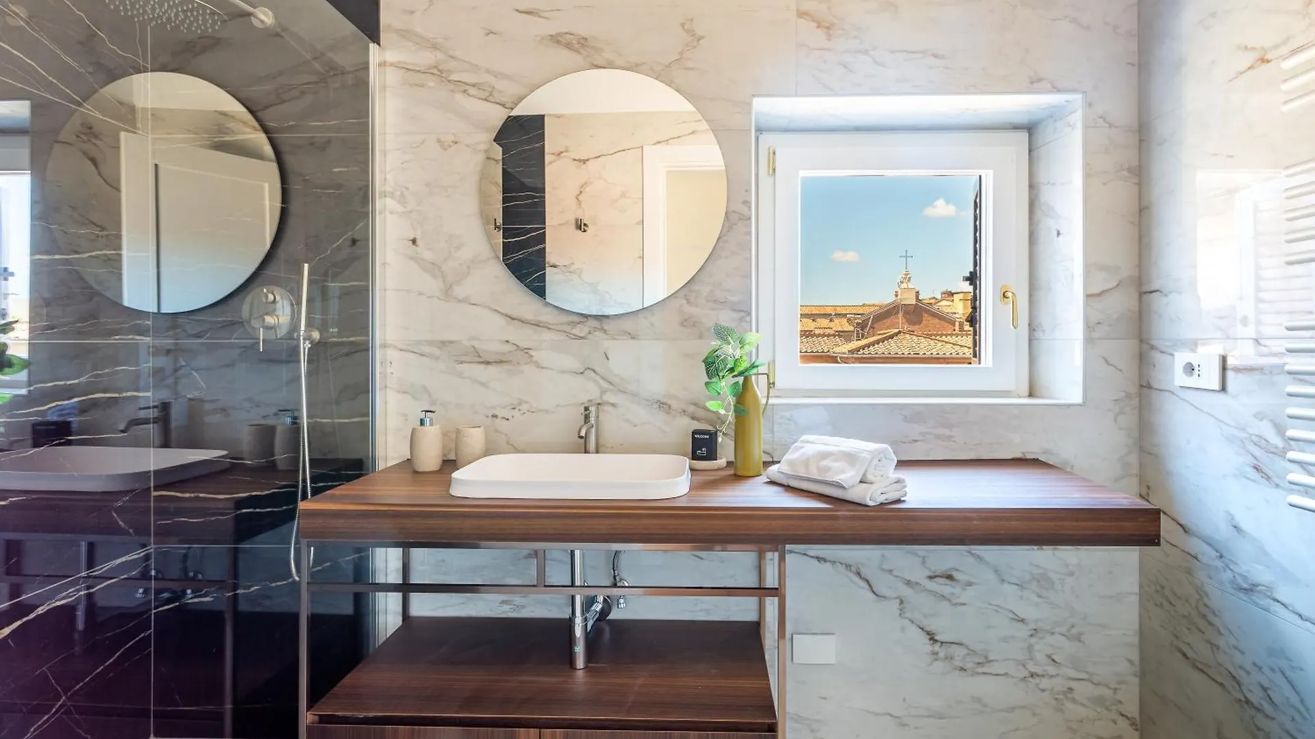 Ferienwohnung Iflat Luxury Penthouse Near Trevi Fountain Rom