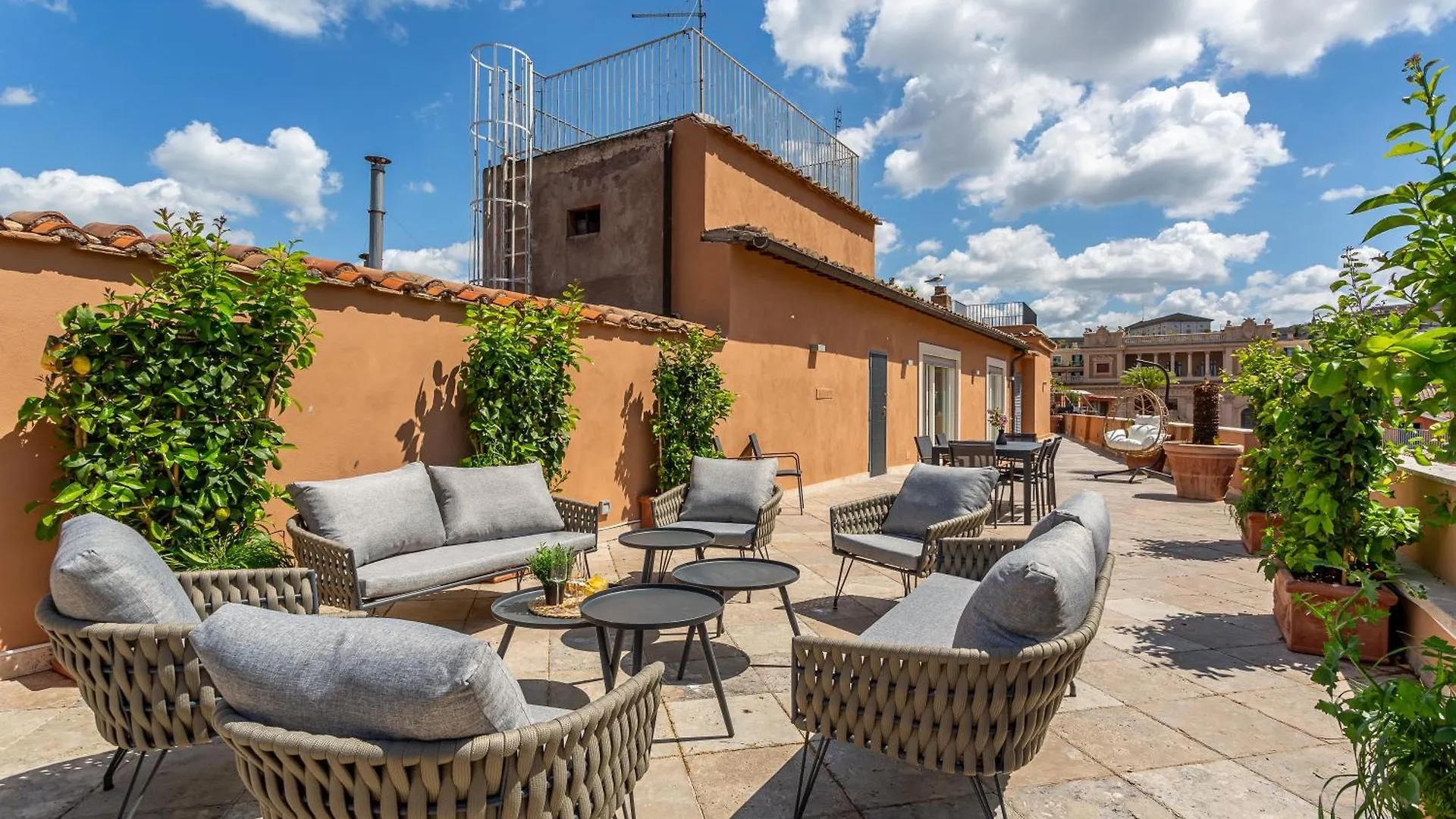 Apartment Ferienwohnung Iflat Luxury Penthouse Near Trevi Fountain Rom