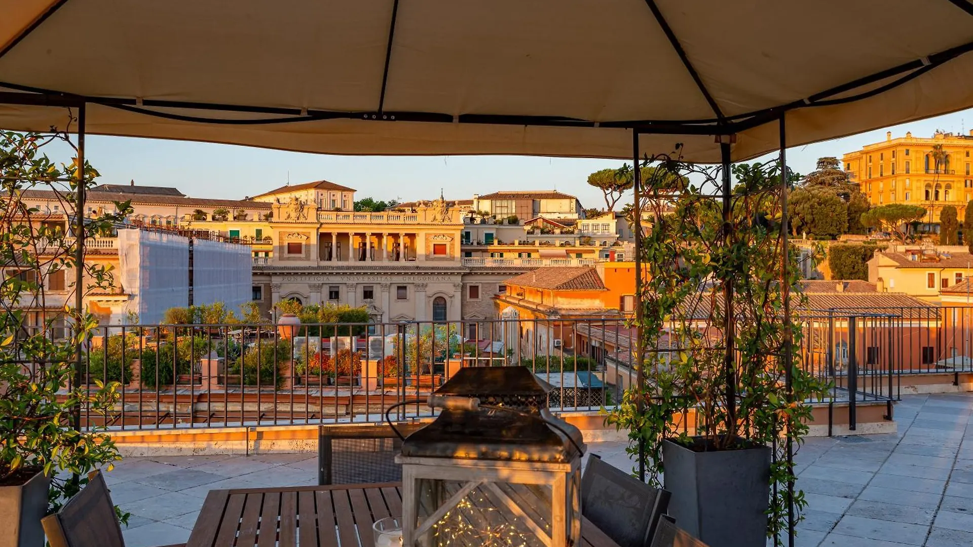 Ferienwohnung Iflat Luxury Penthouse Near Trevi Fountain Rom Italien